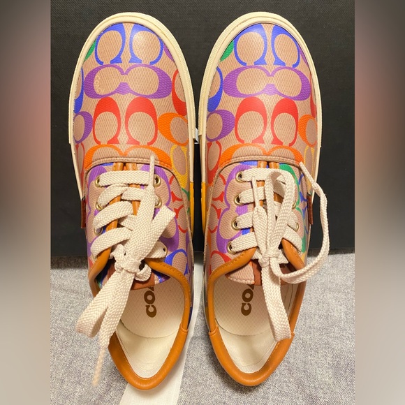 Brand new Shoes size 8. Never been worn. Free shipping. - Picture 3 of 3